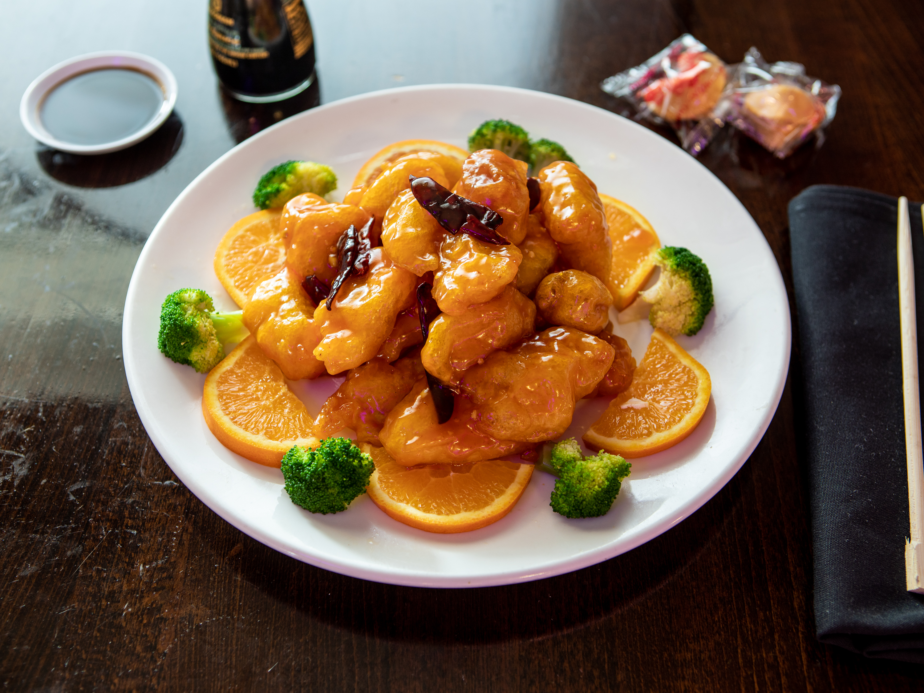 Order FE4. General Tso's Chicken Meal Classic food online from Shogun Steak House store, Alton on bringmethat.com