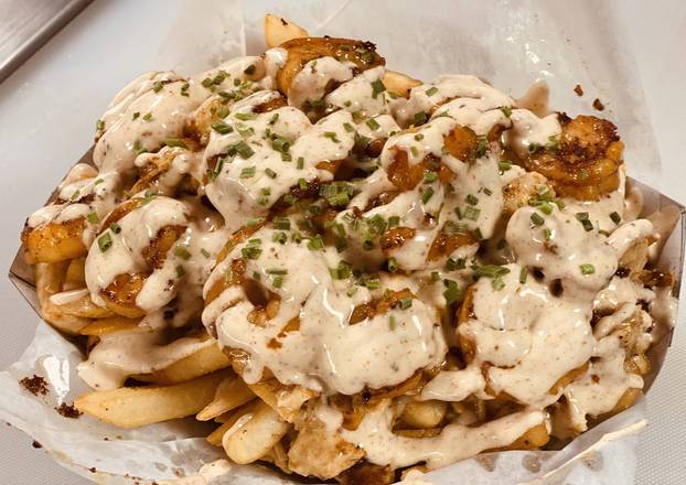 Order Cajun Chicken Alfredo Fries food online from Supremefries and More store, Zion on bringmethat.com