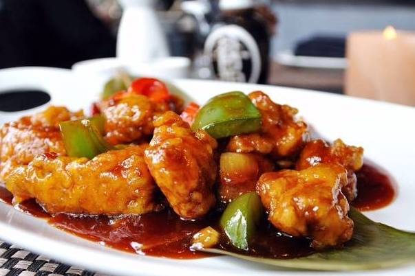 Order General Tao's Chicken 左宗棠鸡 food online from Koi Fine Asian Cuisine & Lounge store, Evanston on bringmethat.com