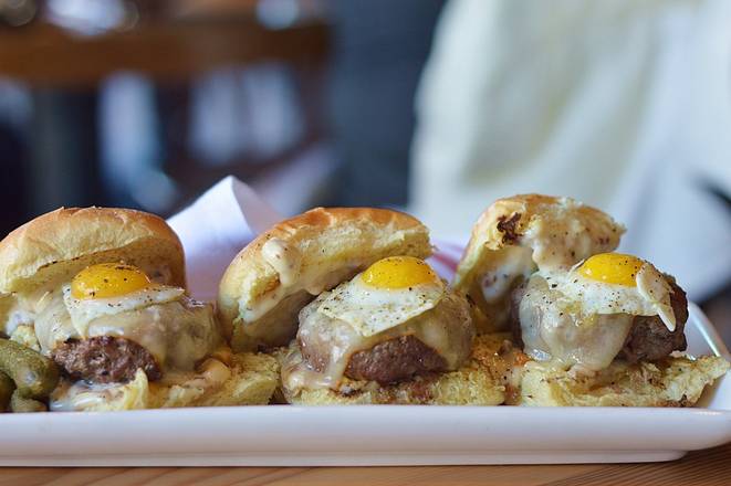 Order 3-Piece Slider food online from Lincoln Tavern and Restaurant store, Boston on bringmethat.com
