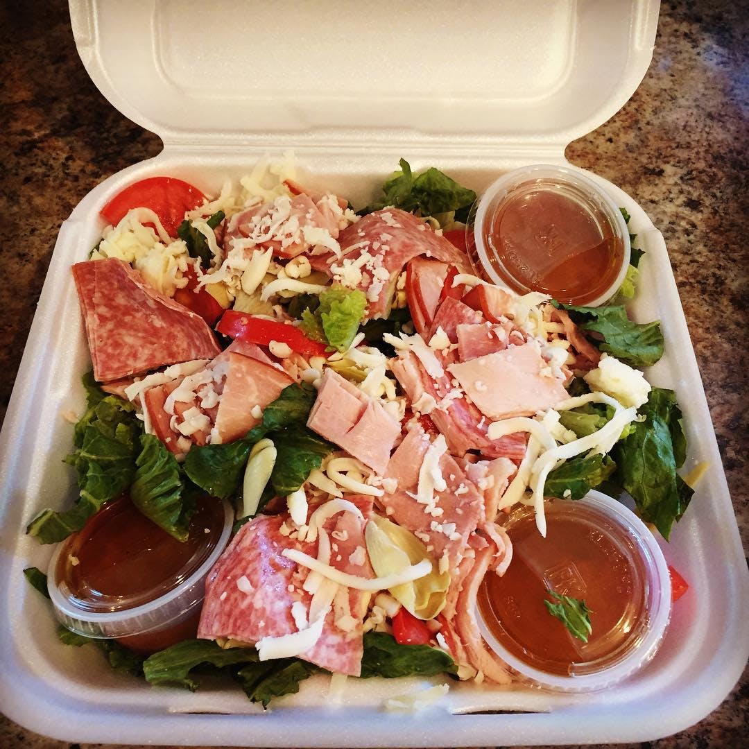 Order 5. Napoli Salad - Salad food online from Verdugo Pizza store, Glendale on bringmethat.com