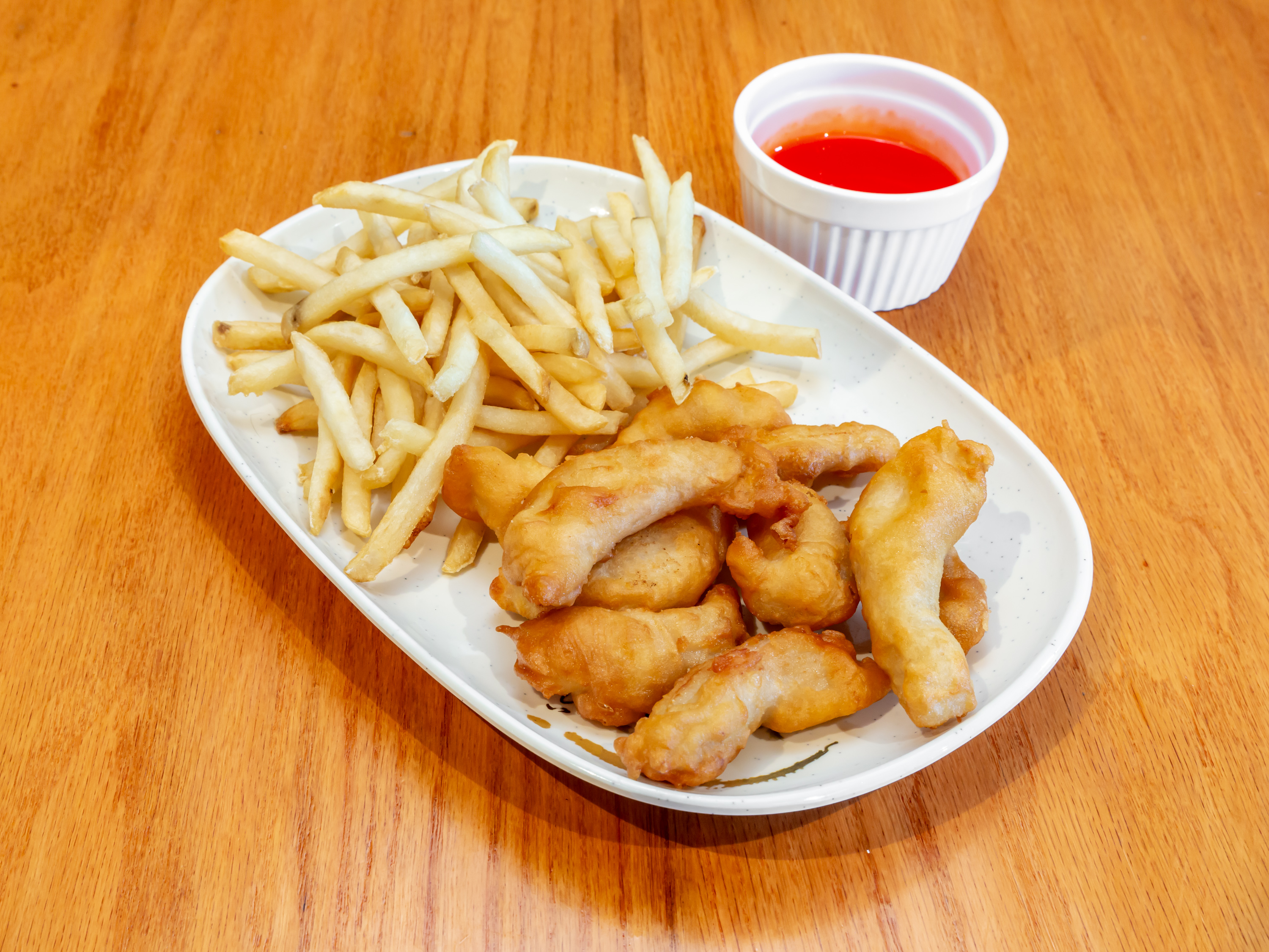 Order Kids Sweet and Sour Chicken and Fries food online from W’Lins Asian Cuisine &Spirits store, Spring Hill on bringmethat.com