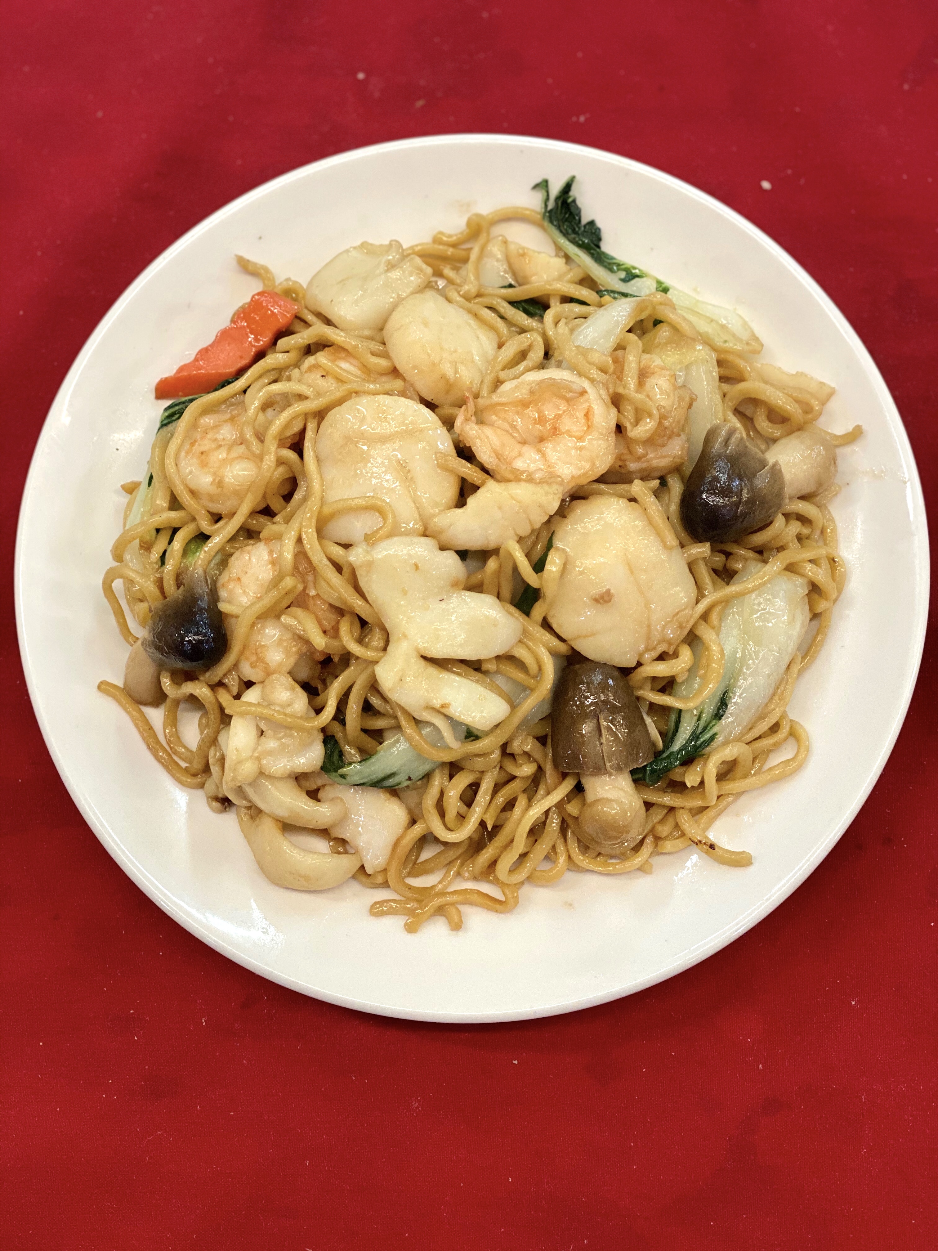 Order 113. Seafood Chow Mein food online from Great Eastern Restaurant store, San Francisco on bringmethat.com