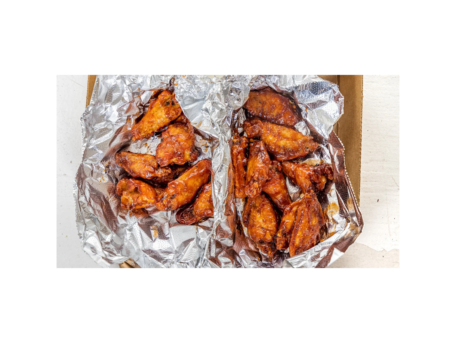 Order Chicken Wings (Full Orders) food online from Cousin Vinny's Pizza store, Dayton on bringmethat.com