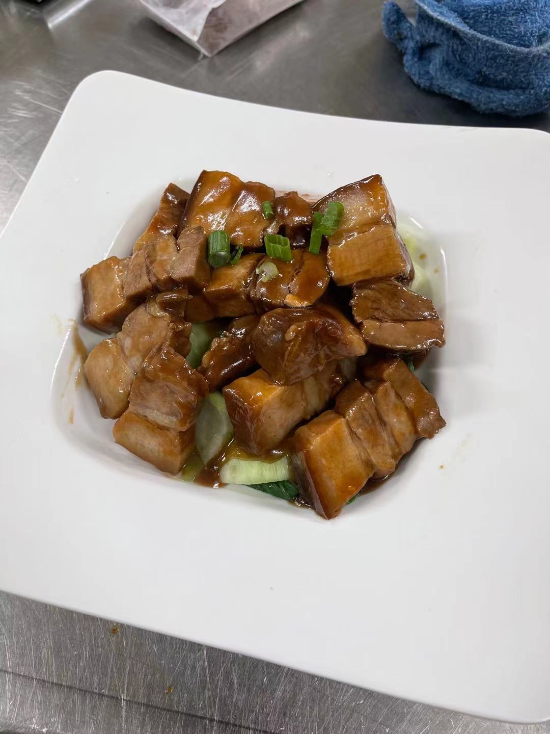 Order 17. Braised Pork with Brown Sauce红烧肉 food online from Cathay House store, Waco on bringmethat.com