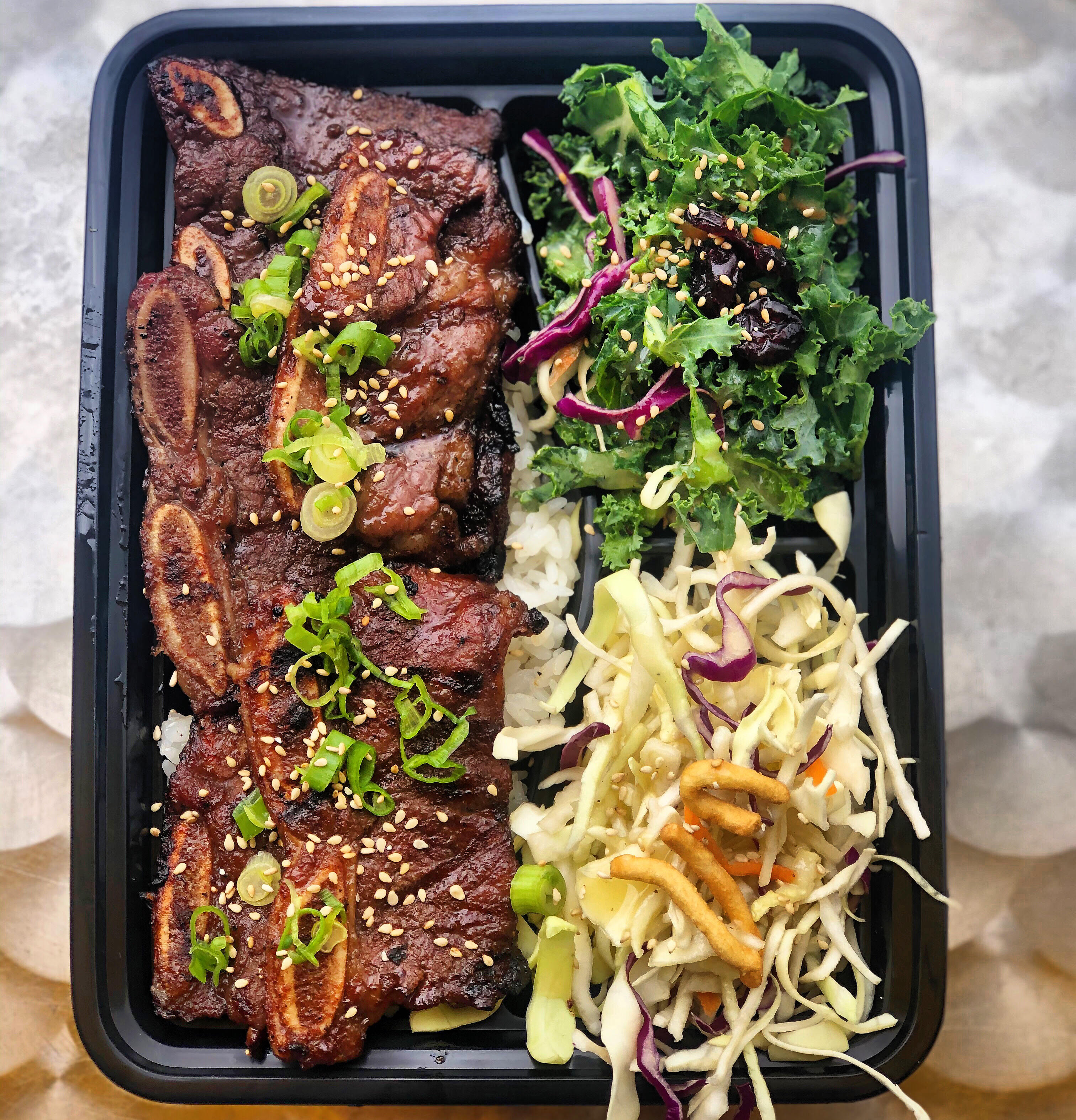 Order Wagyu Galbi Plate food online from Wagyu Meat & Grill store, Buena Park on bringmethat.com