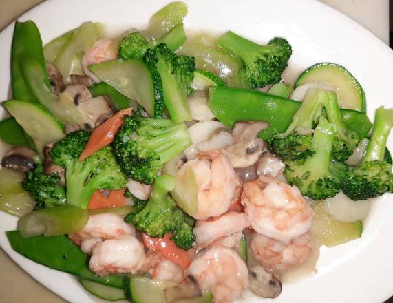Order Shrimp with Assorted Vegetables food online from Mongolian Grill store, Graham on bringmethat.com