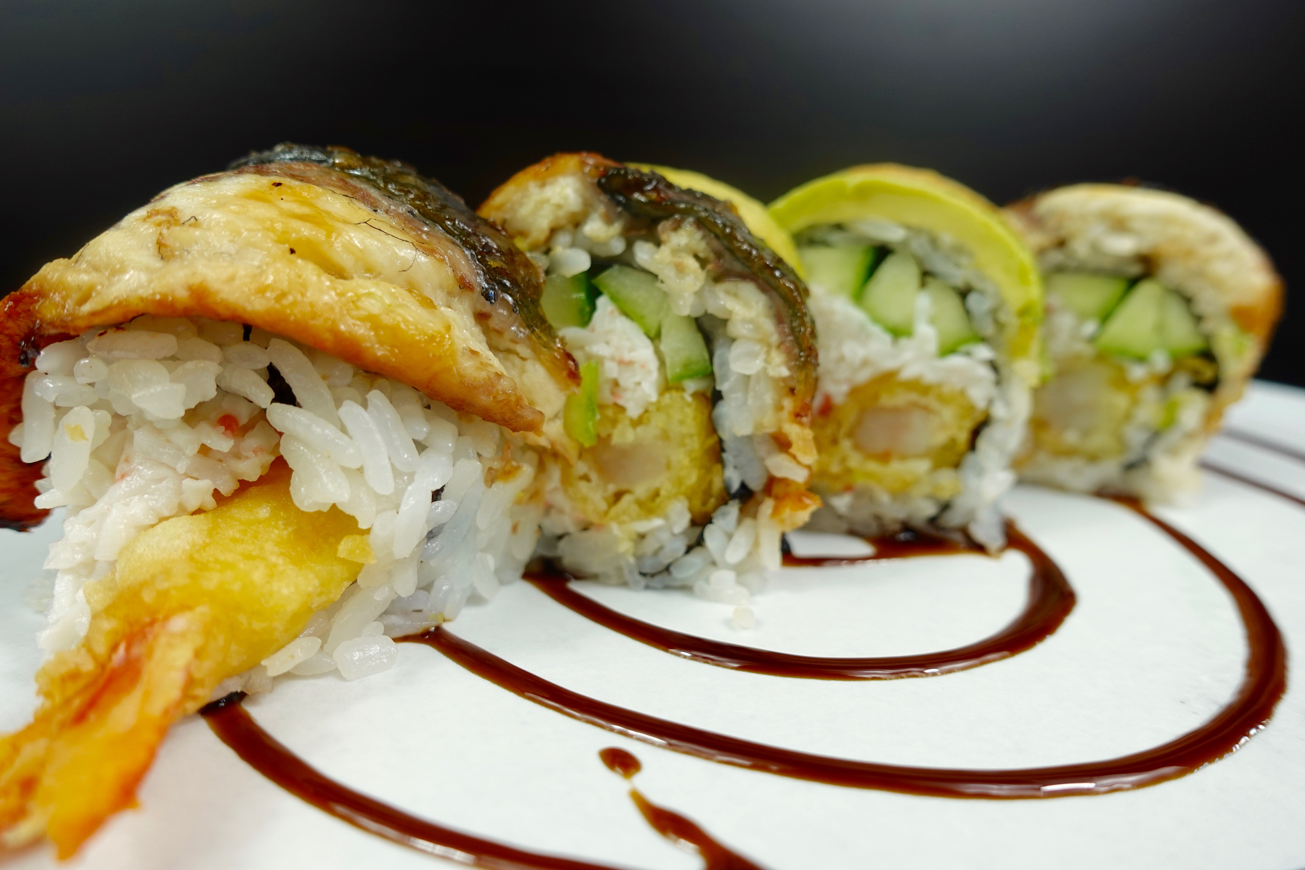 Order Green Dragon Roll food online from Sushi Q store, Los Angeles on bringmethat.com