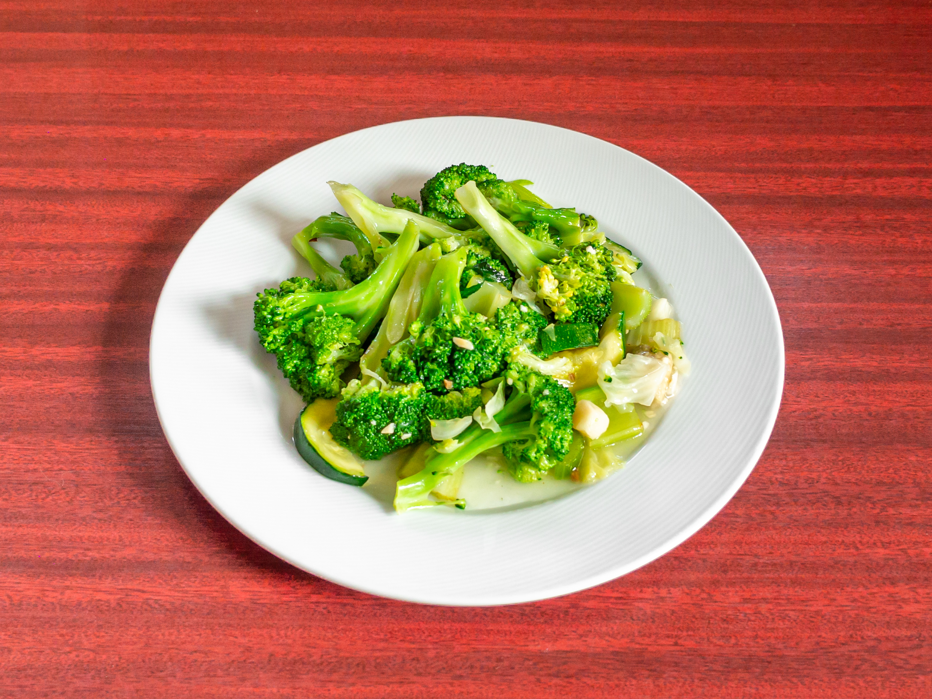 Order Vegetable Deluxe food online from Woks On Express Tien Fu 2 store, Sunnyvale on bringmethat.com