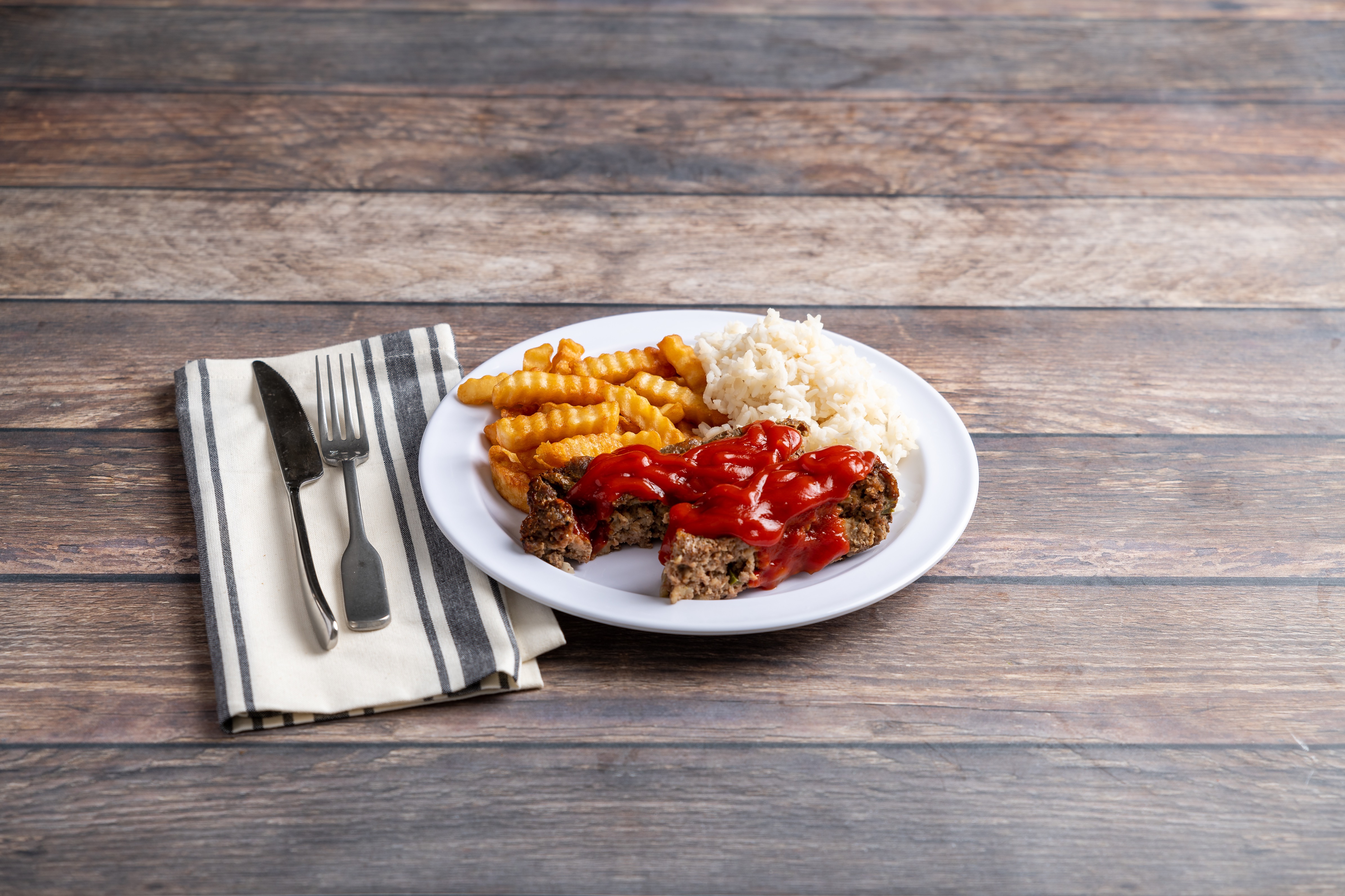 Order Meatloaf Dinner food online from Martin Soulfood & Catering store, Norfolk on bringmethat.com