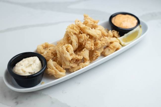 Order Crispy Calamari food online from Thirsty Lion Gastropub & Grill store, Portland on bringmethat.com