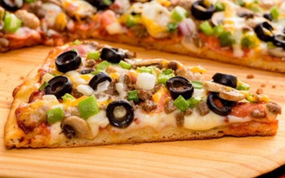 Order Papa's Favorite Pizza - Medium 12" food online from Papa Murphy | Take 'n' Bake Pizza store, Stayton on bringmethat.com