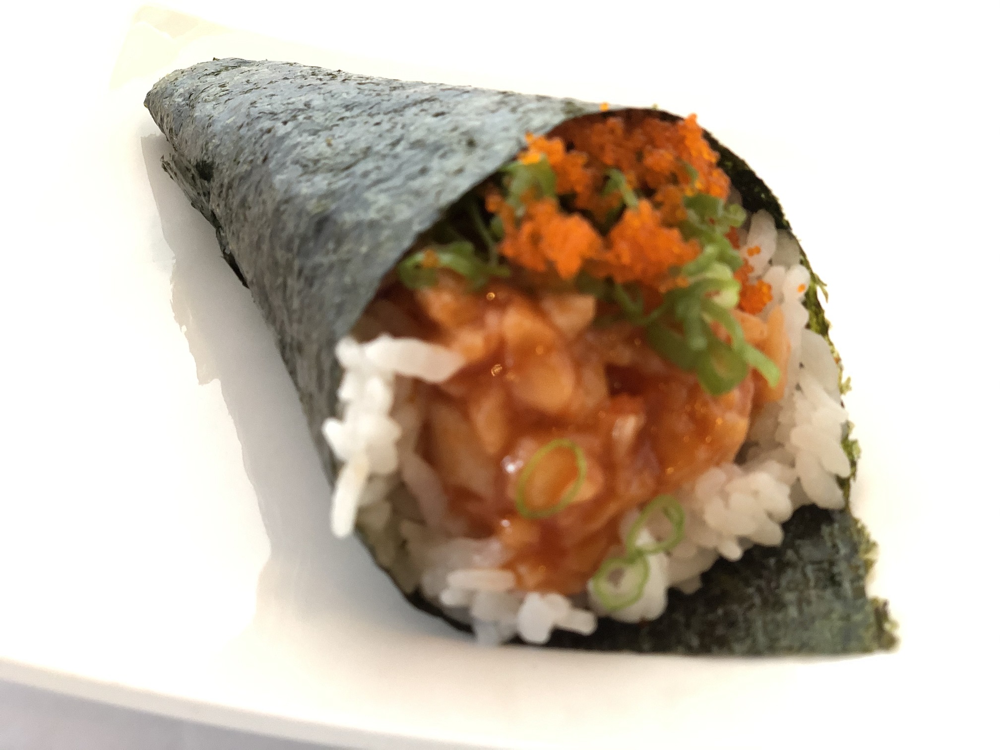 Order Spicy Scallop Hand Roll food online from Sushi Spott store, Mill Creek on bringmethat.com