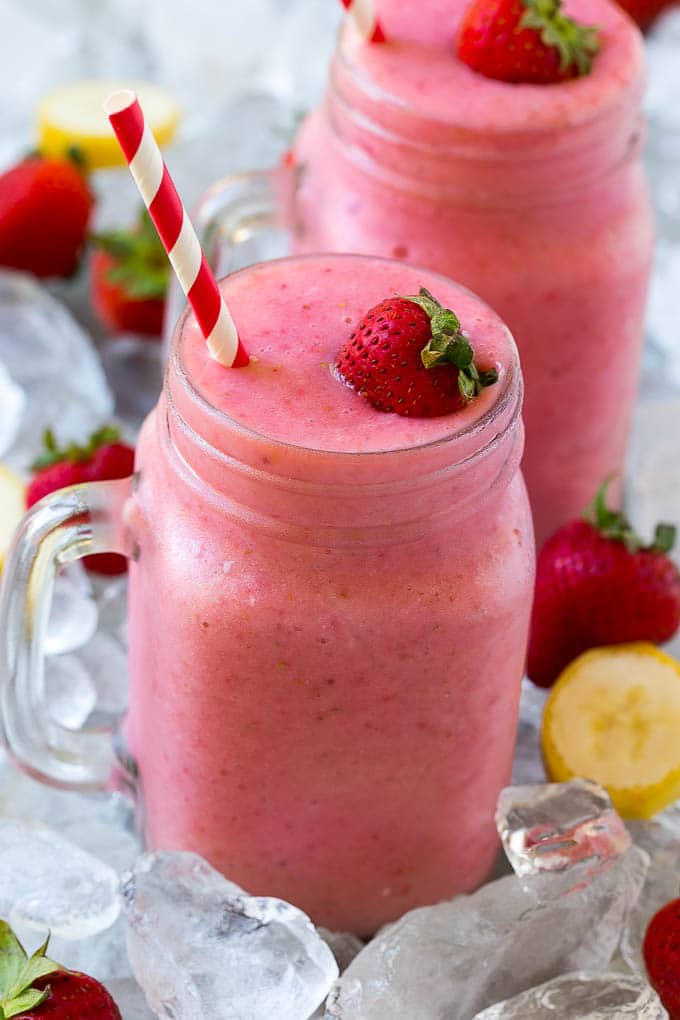 Order Strawberry Love Smoothie food online from Tasty Thai store, San Mateo on bringmethat.com