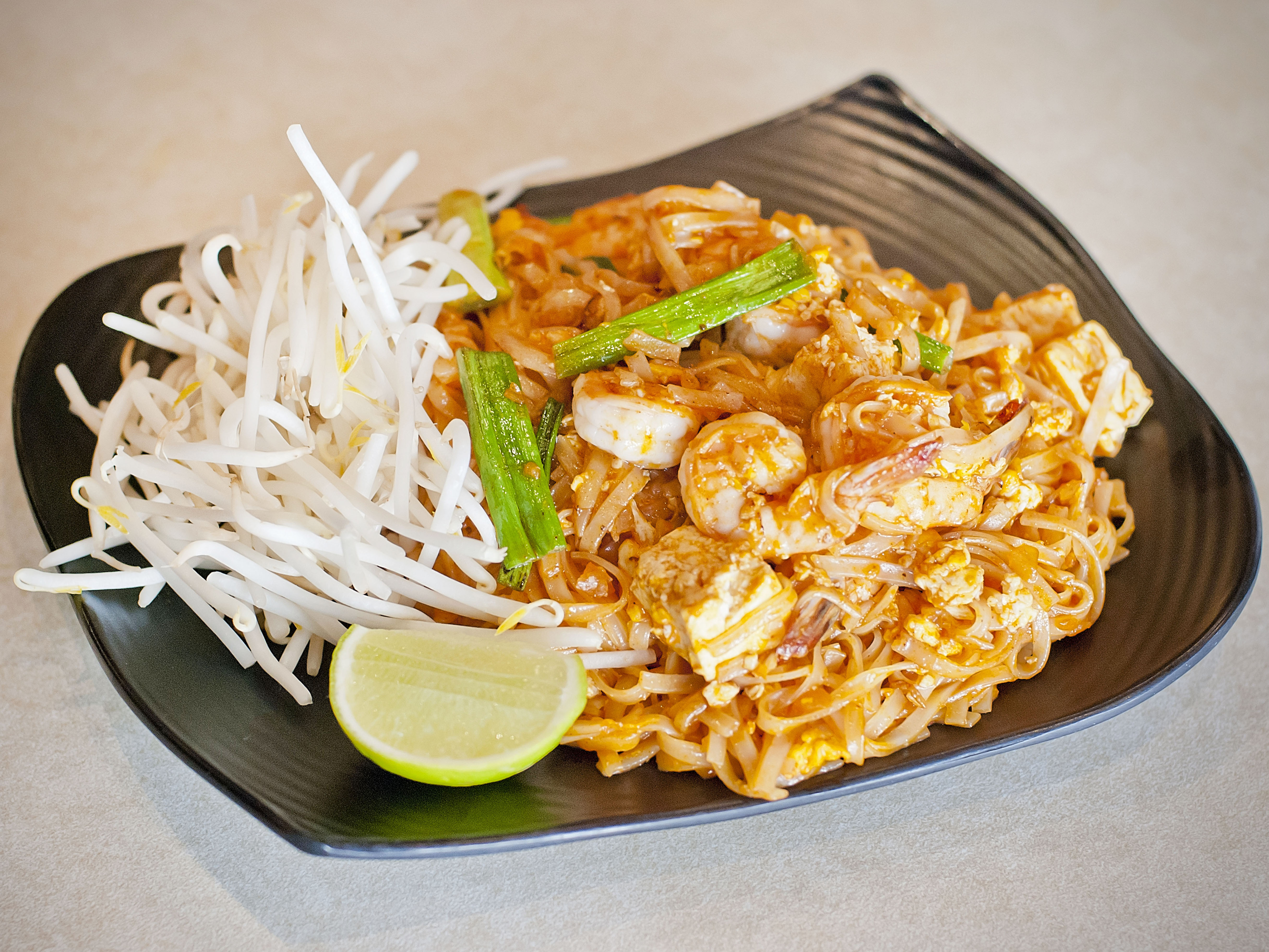 Order 36. Pad Thai Noodles food online from Champa Garden store, Oakland on bringmethat.com