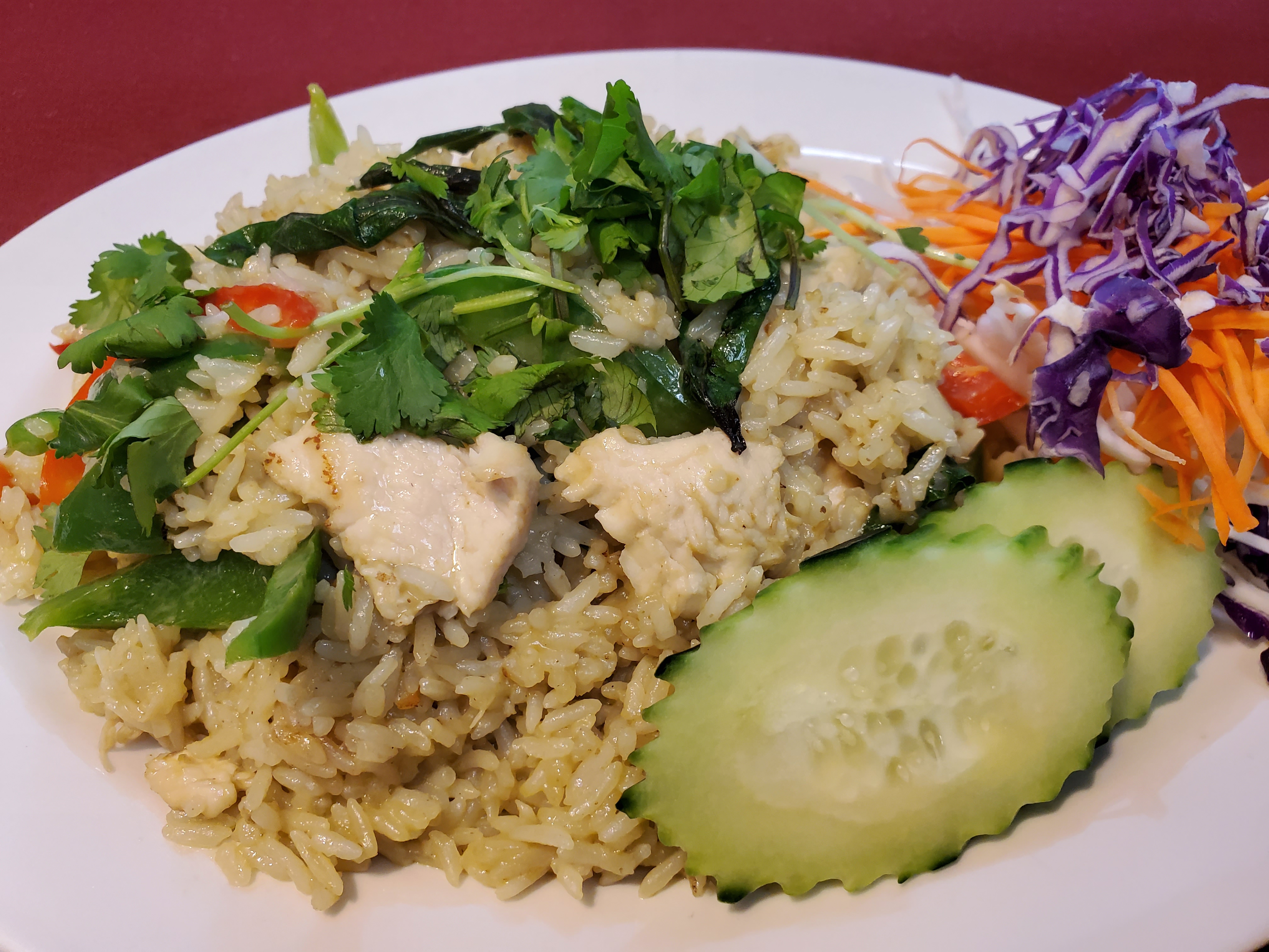 Order Green Curry Fried Rice food online from Sweet Basil Thai Cuisine store, Hurst on bringmethat.com