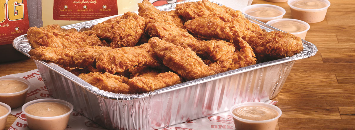 Order 100 Fingers food online from Raising Cane's Chicken Fingers store, Nacogdoches on bringmethat.com