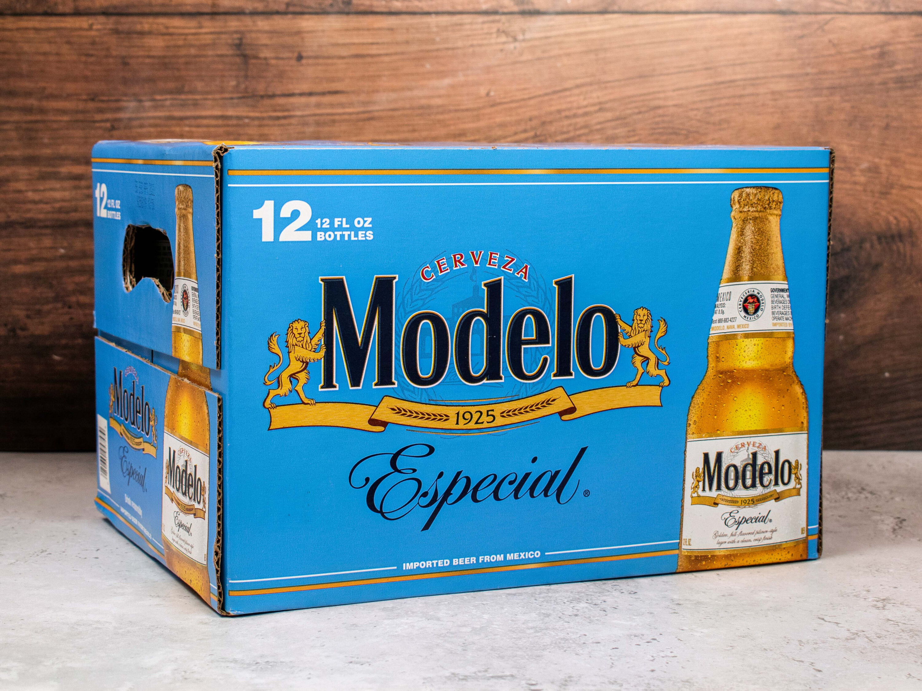 Order Modelo Especial, 12 Pack, 12 oz. Bottle Beer food online from Vic Liquors store, El Monte on bringmethat.com