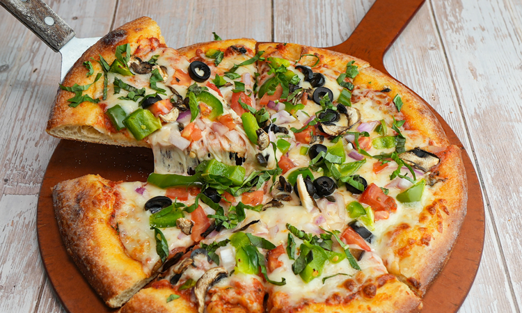 Order Veggie Pizza (Small) food online from Aces & Ales store, Las Vegas on bringmethat.com