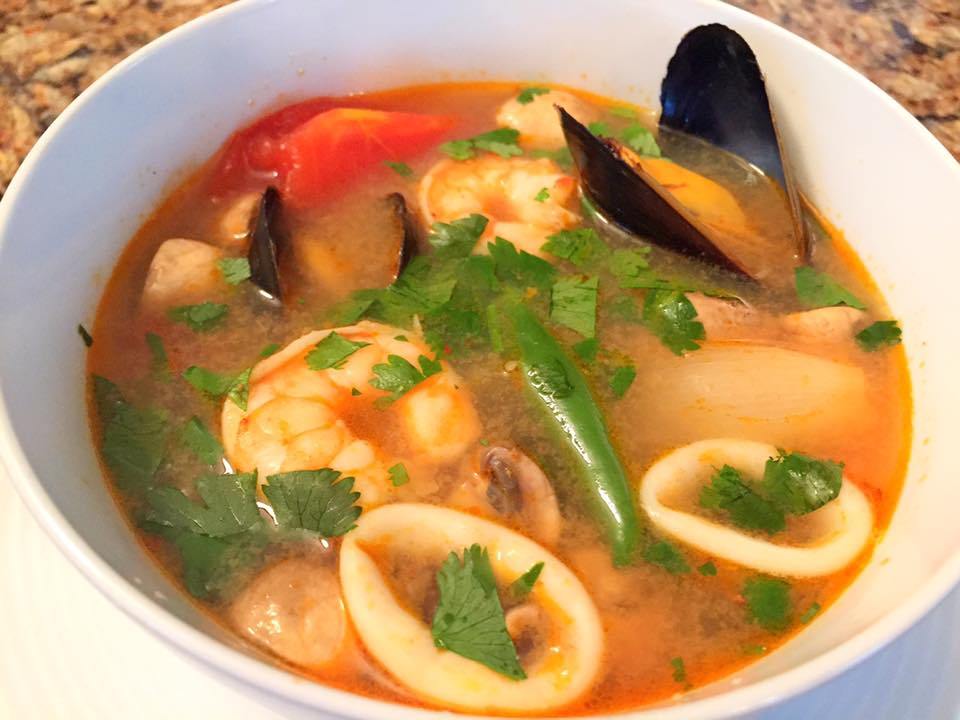 Order U10. Thai Spiced Seafood Soup for 2 food online from Jasmine Chinese & Asian Cafe store, Lone Tree on bringmethat.com