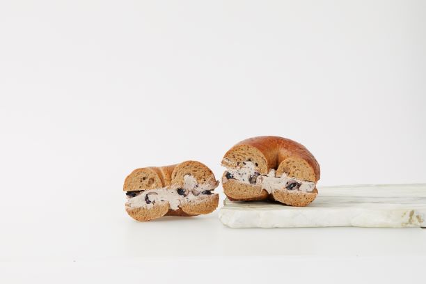 Order Blueberry Cream Cheese Sandwich food online from Murray's Bagels store, New York on bringmethat.com