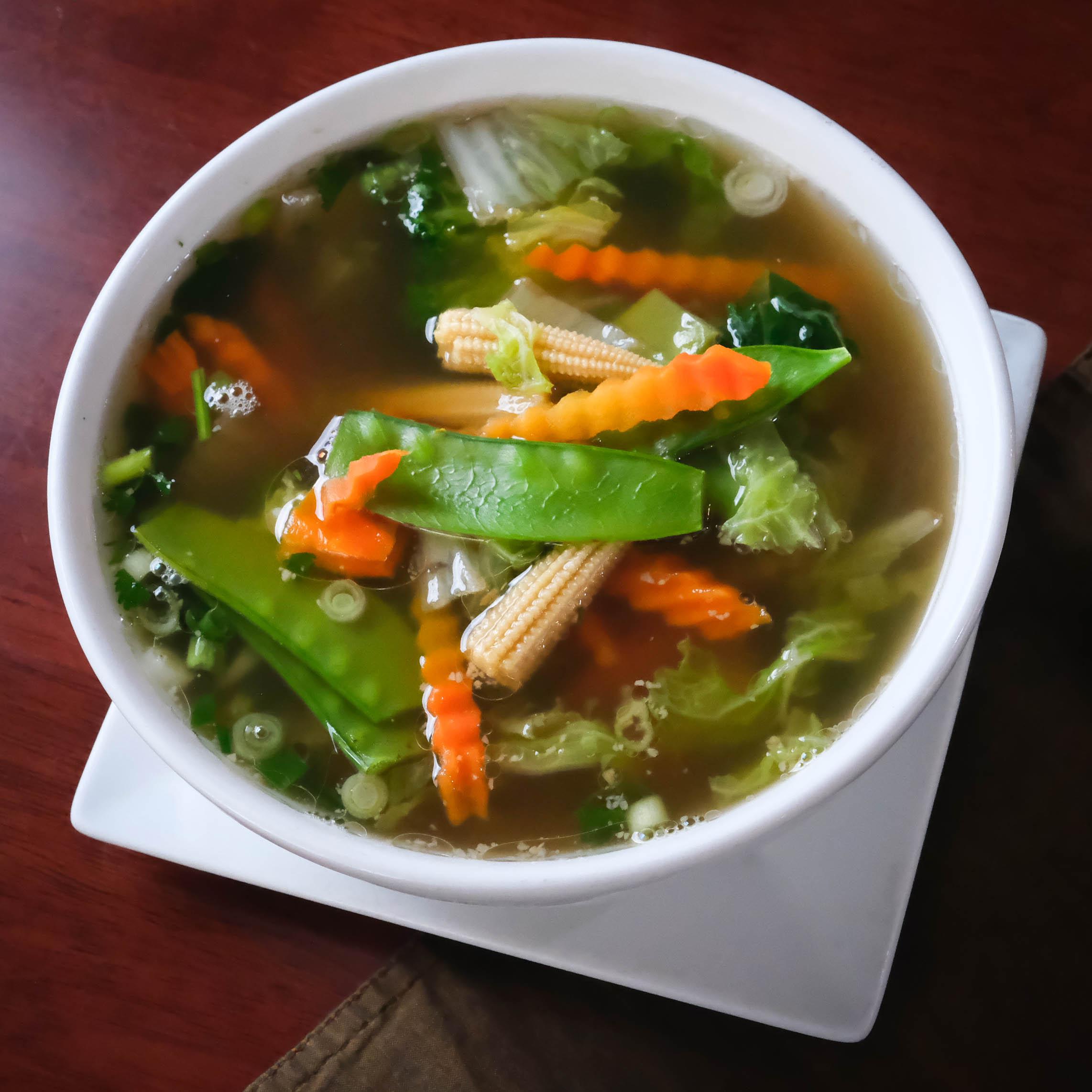 Order B25. Vegetable Soup food online from Manee Thai store, Chicago on bringmethat.com