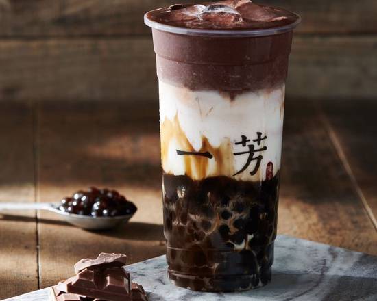 Order Brown Sugar Pearl Cocoa Latte 可可黑糖粉圓鮮奶 food online from Yi Fang Torrance store, Torrance on bringmethat.com