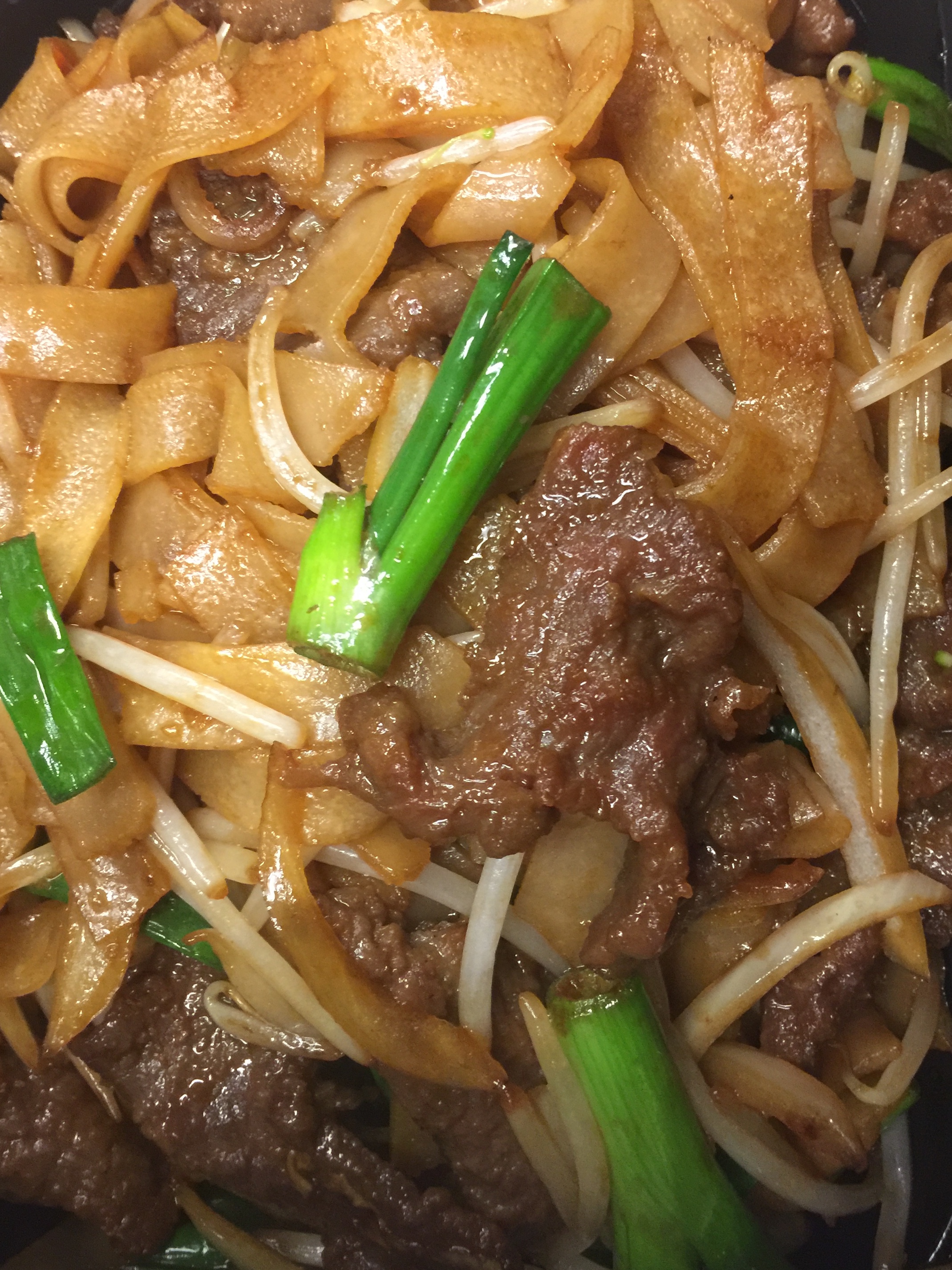 Order Pan Fried Beef Chow Fun food online from Wang Chinese Cuisine store, Cathedral City on bringmethat.com