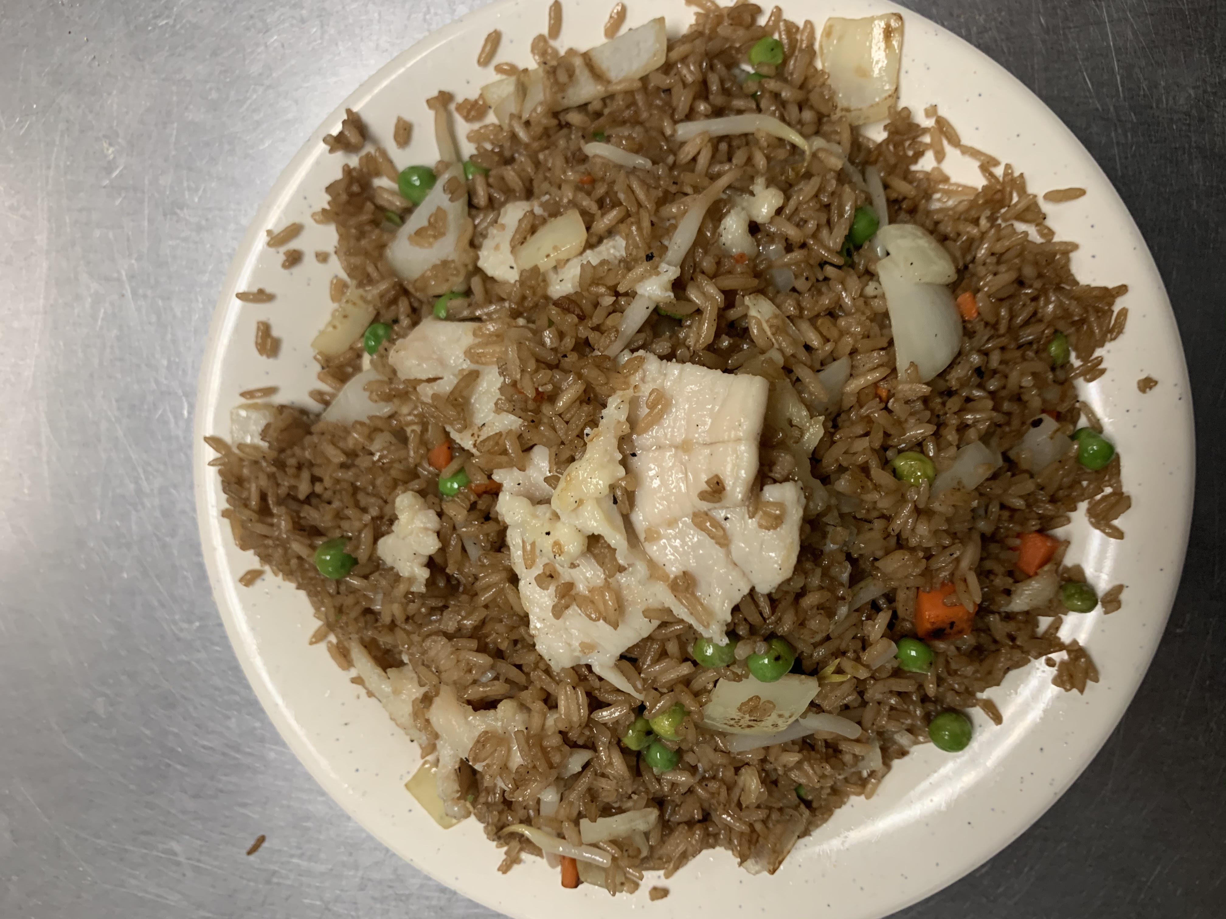 Order 25. Chicken Fried Rice Large food online from China Buffet store, Methuen on bringmethat.com
