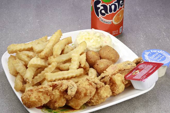 Order Shrimp Combo food online from Amazing Wings store, Stone Mountain on bringmethat.com