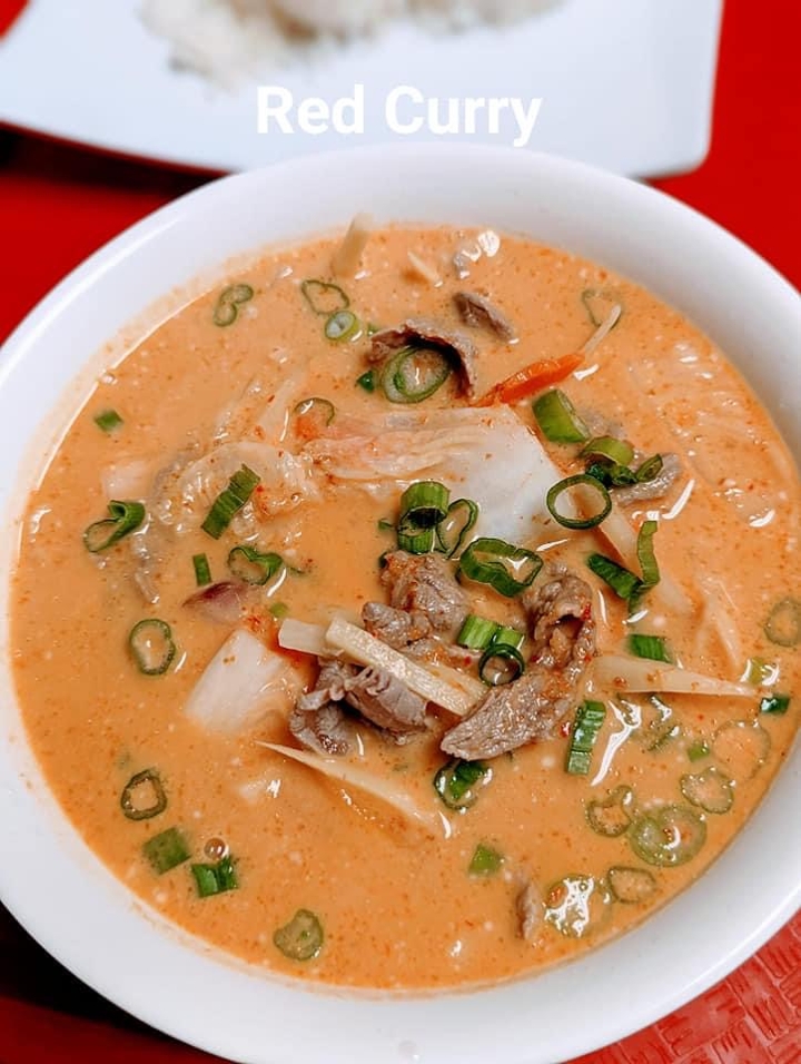 Order Red Curry ( Veggie ) food online from Roma Thai & Burmese Cuisine store, Buffalo on bringmethat.com