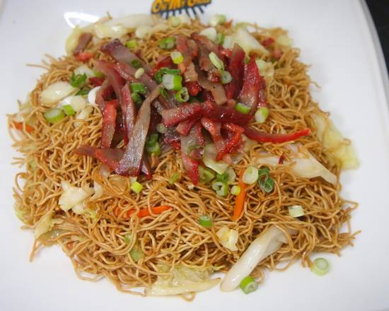 Order Char Siu Fried Noodle food online from Oh My Grill store, Honolulu on bringmethat.com