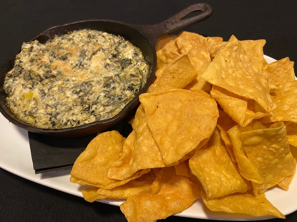 Order Artichoke Spinach Dip food online from Bru Grill & Market store, Lake Forest on bringmethat.com