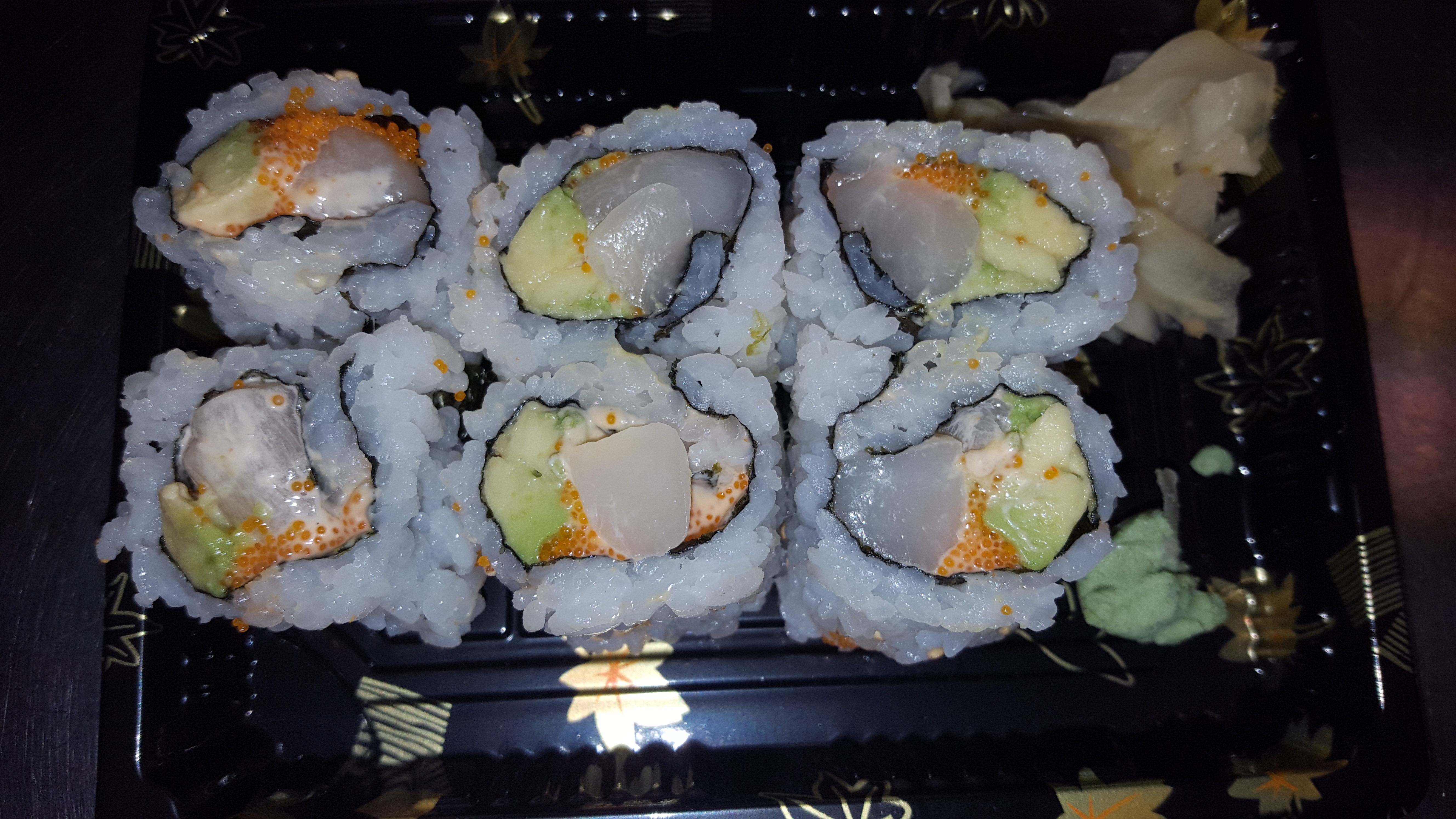 Order R12. Spicy Scallop Roll food online from 88 Chinese & Sushi Sherman Oaks store, Van Nuys on bringmethat.com