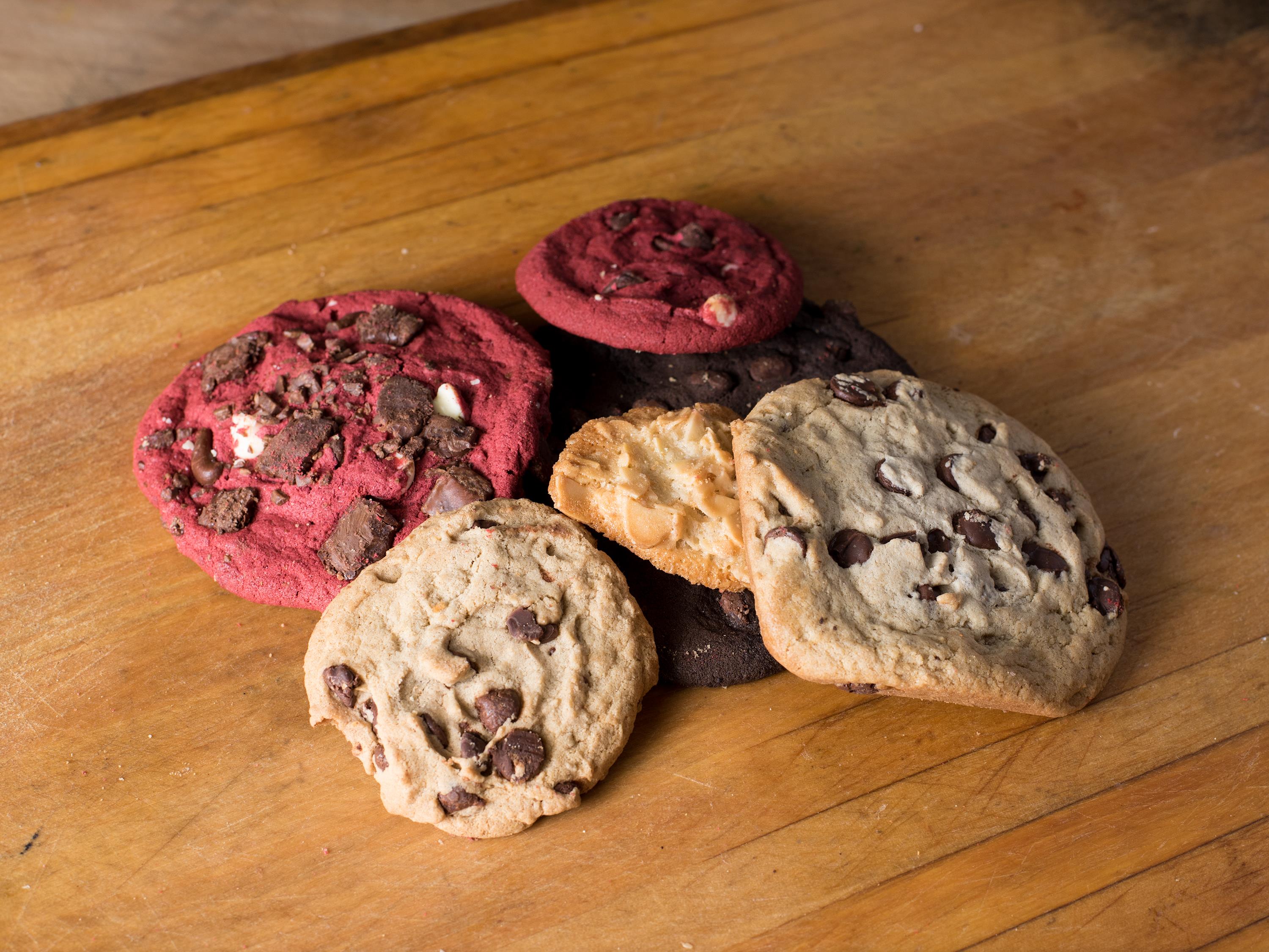 Order Traditional Cookies food online from The Bread Factory Cafe store, New York on bringmethat.com