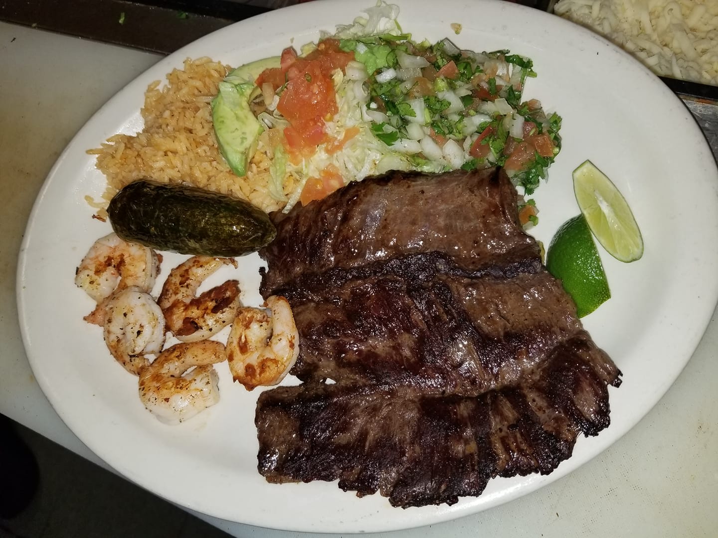 Order Platillo Ranchero Dinner food online from Taqueria Azteca store, Wood Dale on bringmethat.com