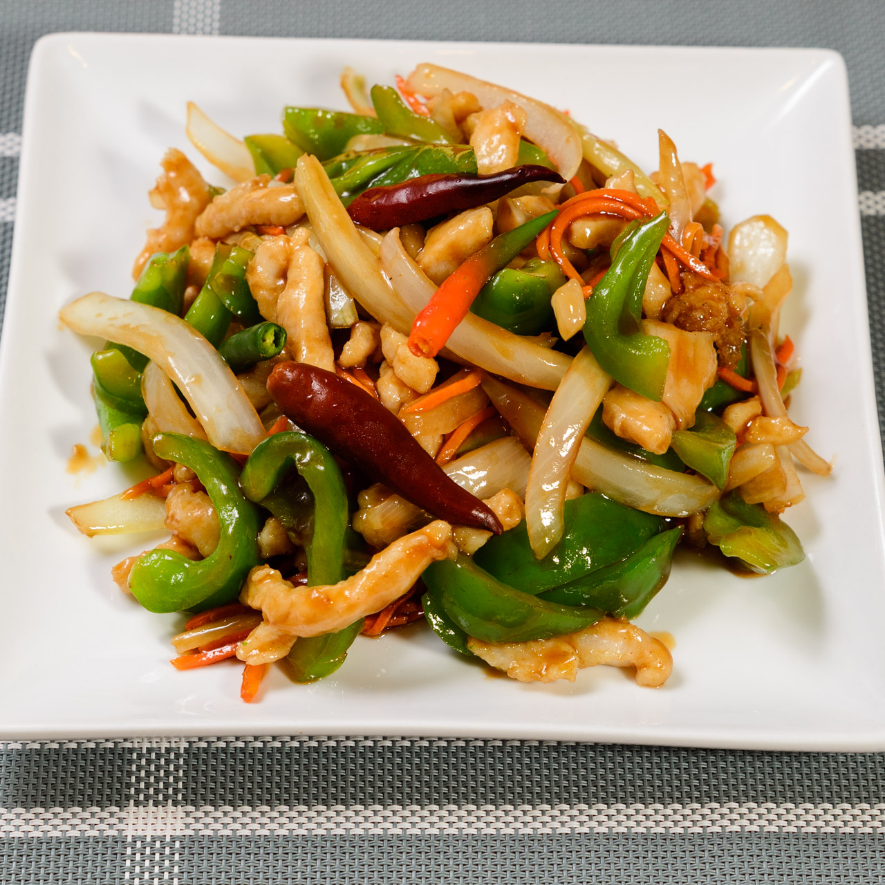 Order Szechuan Chicken food online from Oriental Cafe store, Rockville on bringmethat.com