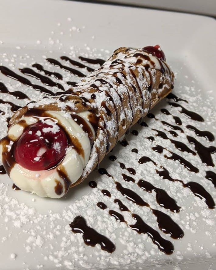 Order Cannoli - Dessert food online from Lucino Pizza store, Las Vegas on bringmethat.com