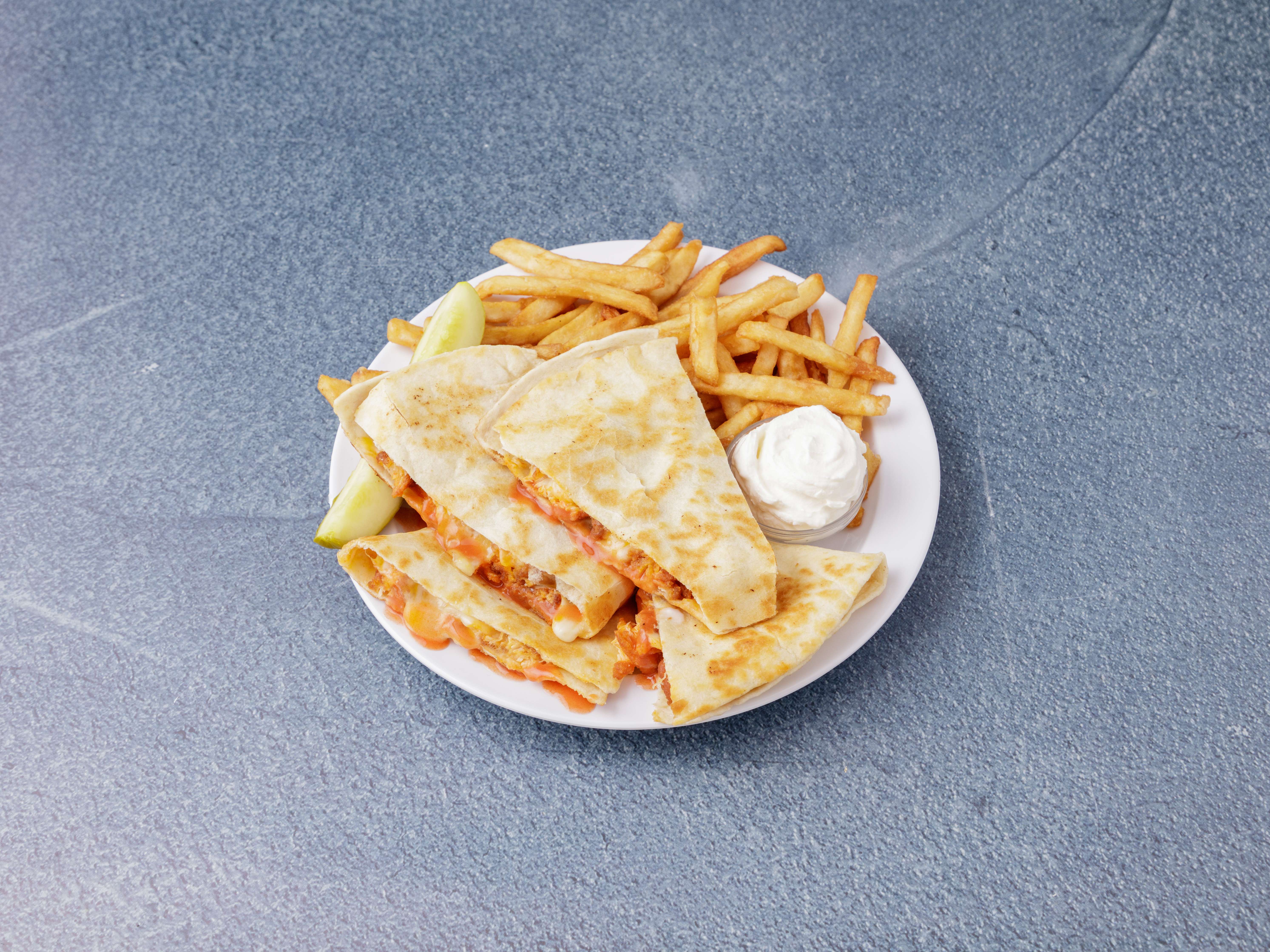 Order Buffalo Chicken Quesadilla food online from Palace Pizza store, Springfield on bringmethat.com