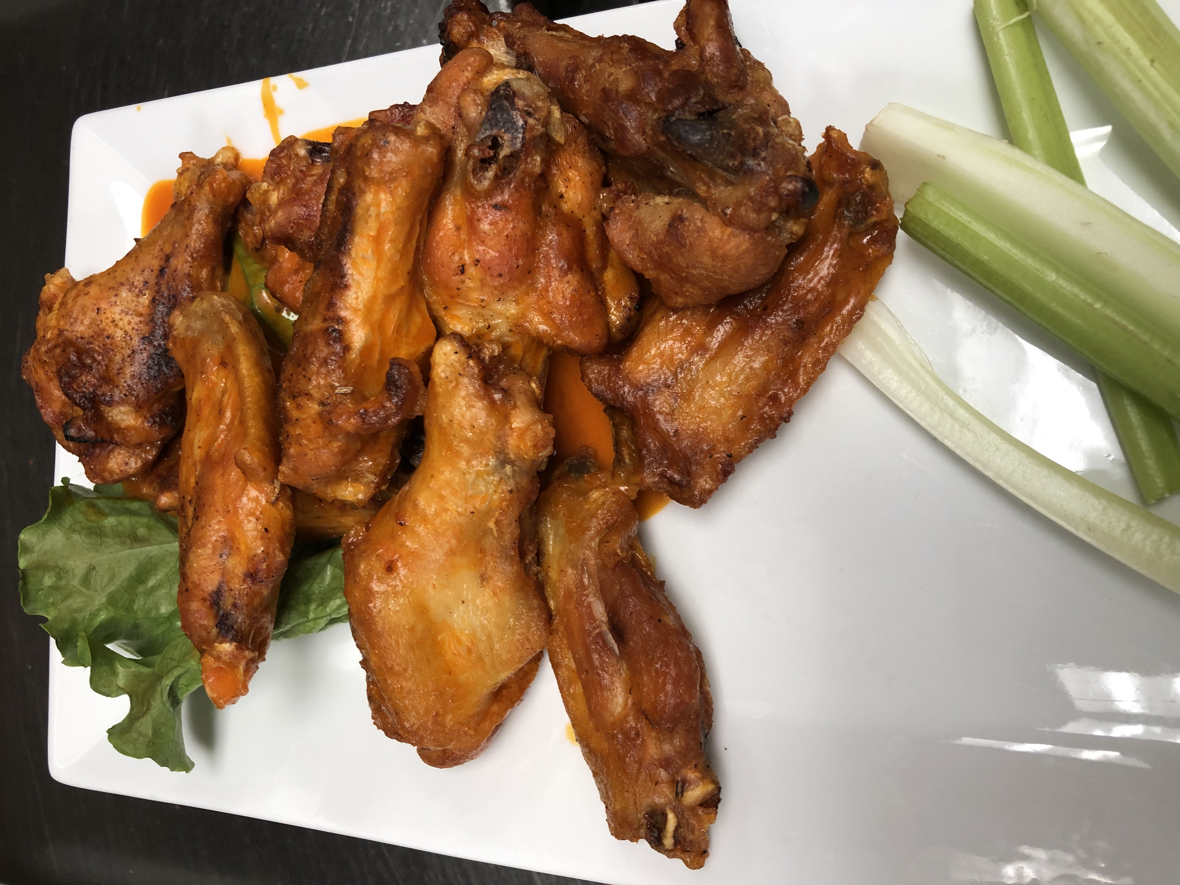 Order Traditional Chicken Wings food online from Jennings Cafe store, Catonsville on bringmethat.com
