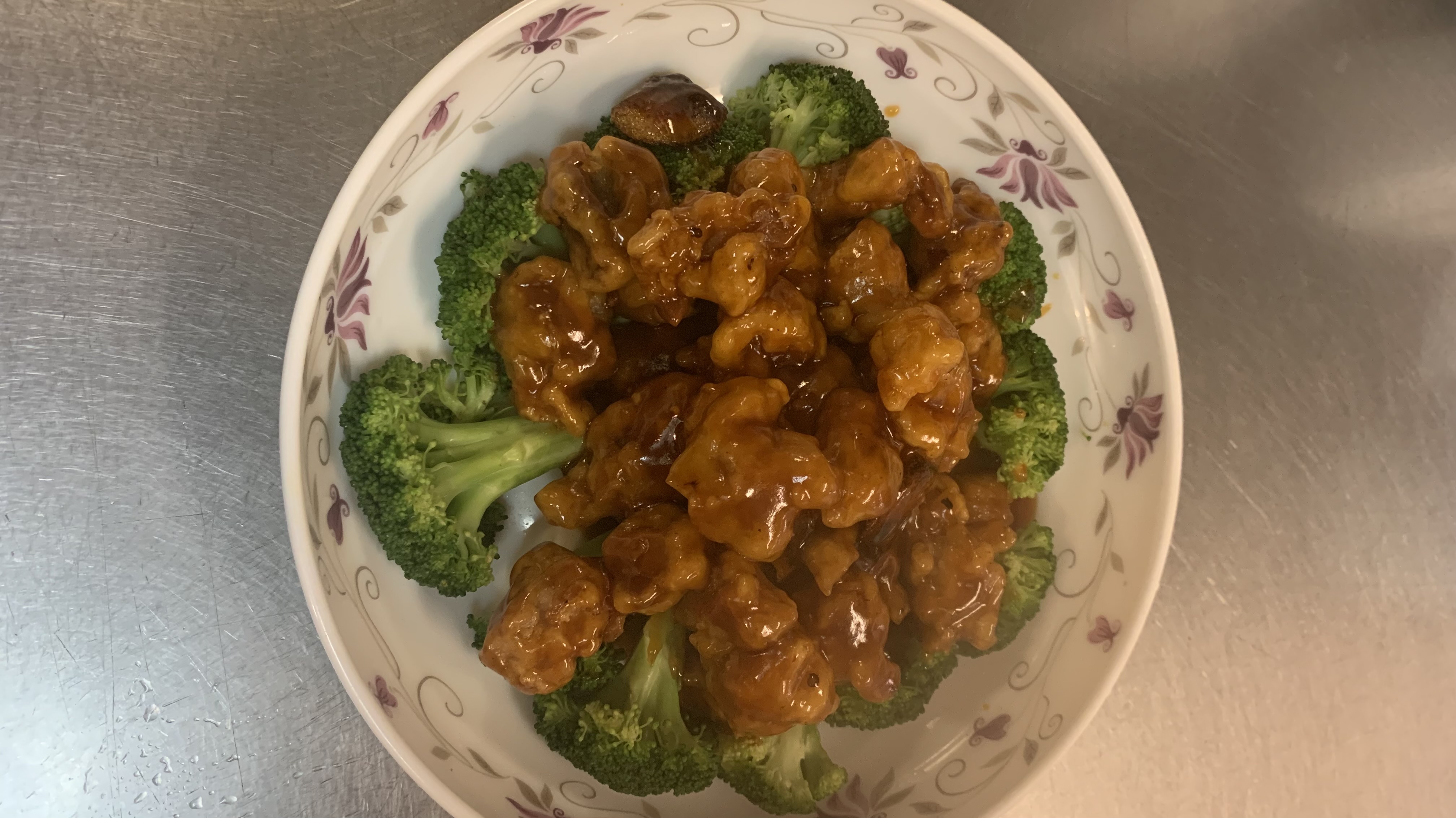 Order S6. Orange Chicken food online from Spring House store, Pawtucket on bringmethat.com