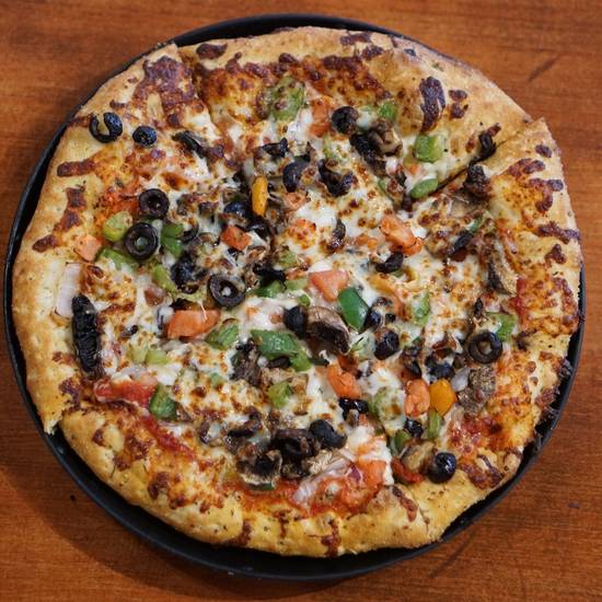 Order Sm. Veggie Pizza food online from TailGate Brewery Chattanooga store, Chattanooga on bringmethat.com
