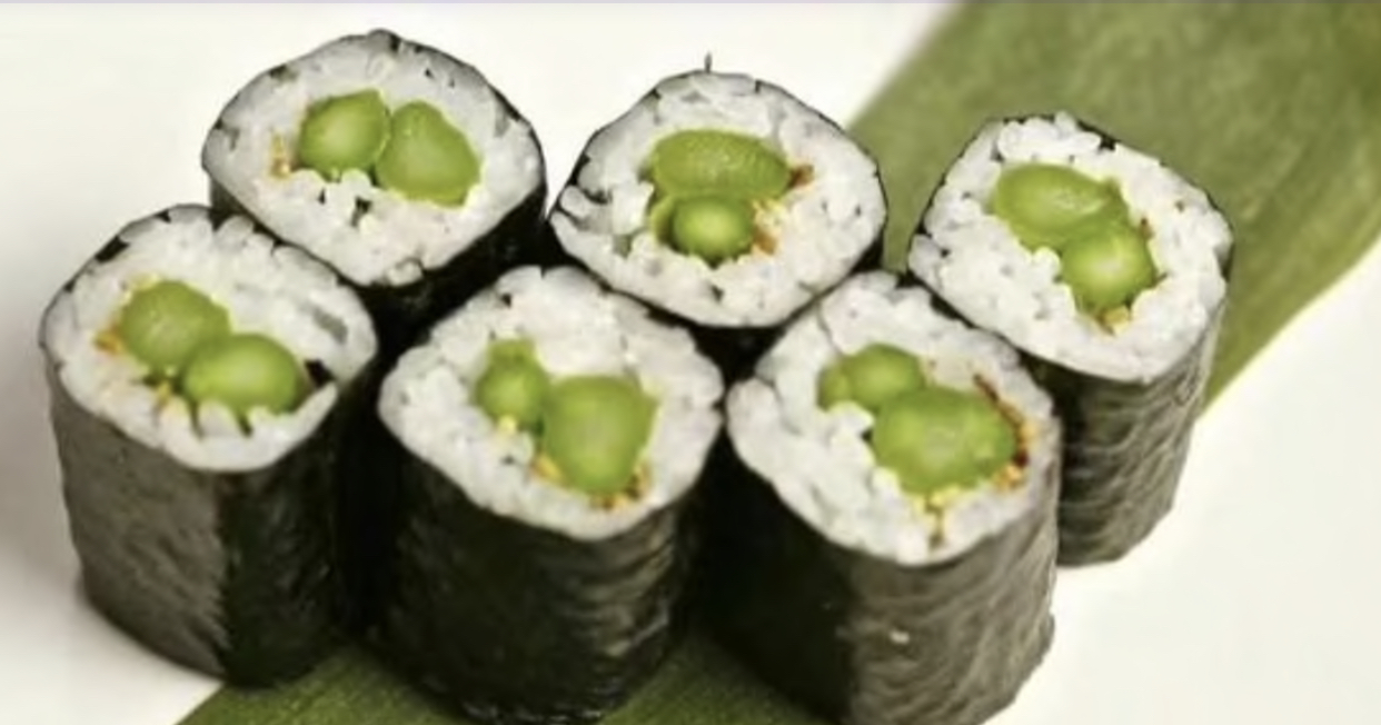 Order Asparagus Roll food online from Iron Sushi store, New York on bringmethat.com