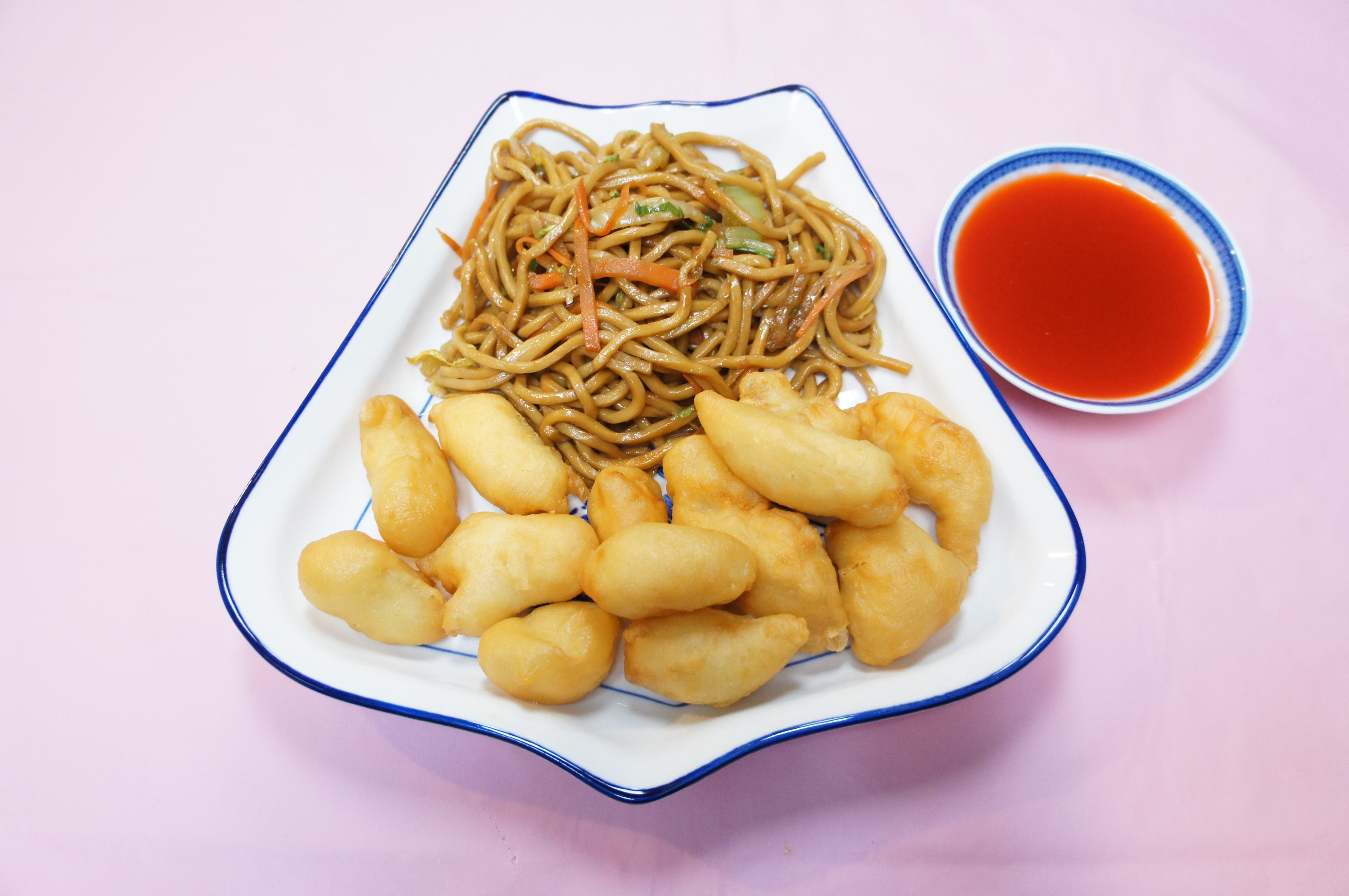 Order Sweet and Sour Chicken with Lo Mein food online from Zhengs China Express store, Randallstown on bringmethat.com