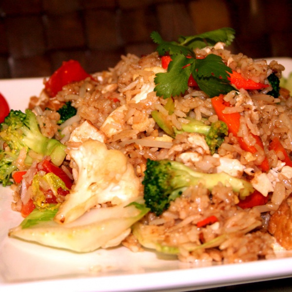 Order Vegetable Fried Rice no egg food online from Thai Food to Go store, Torrance on bringmethat.com