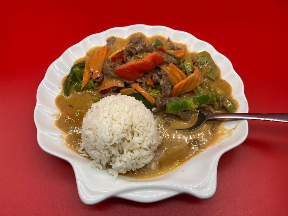 Order P-Masaman Curry(C3) (3PD) food online from Chaang Thai Restaurant store, Morgantown on bringmethat.com