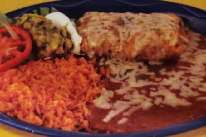 Order Texana Chimichanga food online from Ixtapa Grill Family Mexican Restaurant store, Hamden on bringmethat.com