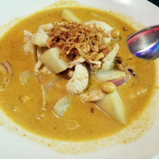 Order Massaman Curry food online from Thai Rock store, New York on bringmethat.com