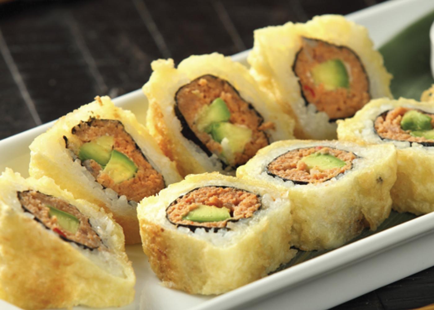 Order Golden Spicy Tuna Roll food online from California Rock'n Sushi store, Los Angeles on bringmethat.com