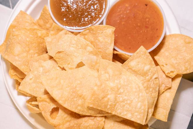 Order Chips and Salsa food online from Silver Moon Taqueria & Eatery store, Salt Lake City on bringmethat.com